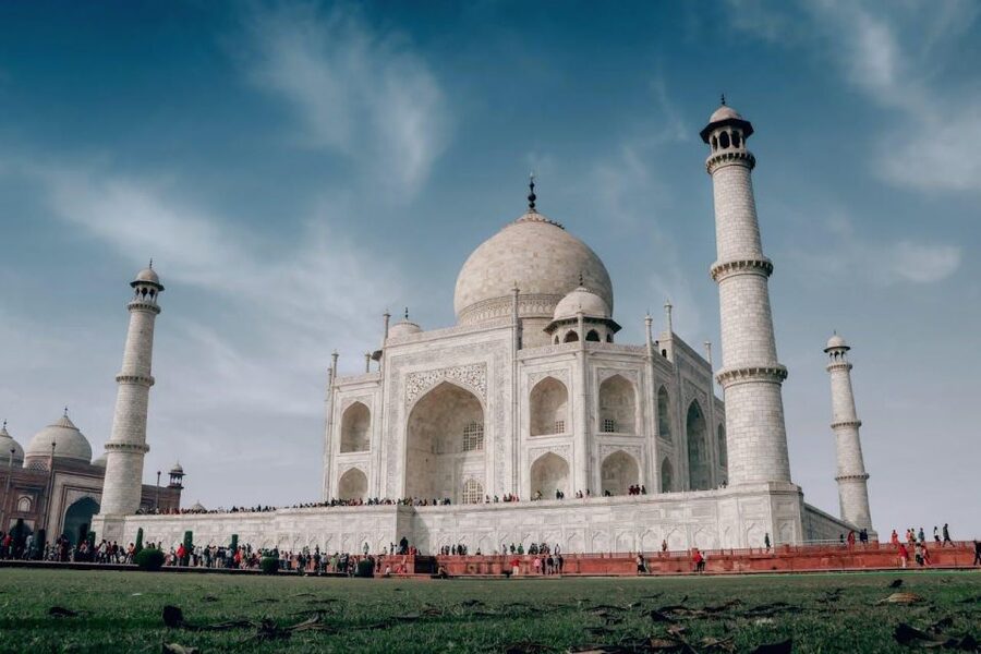 From Jaipur: Private Taj Mahal Sunrise & Agra Fort Tour - Agra Fort UNESCO: Mughal power in a walkable bundle
