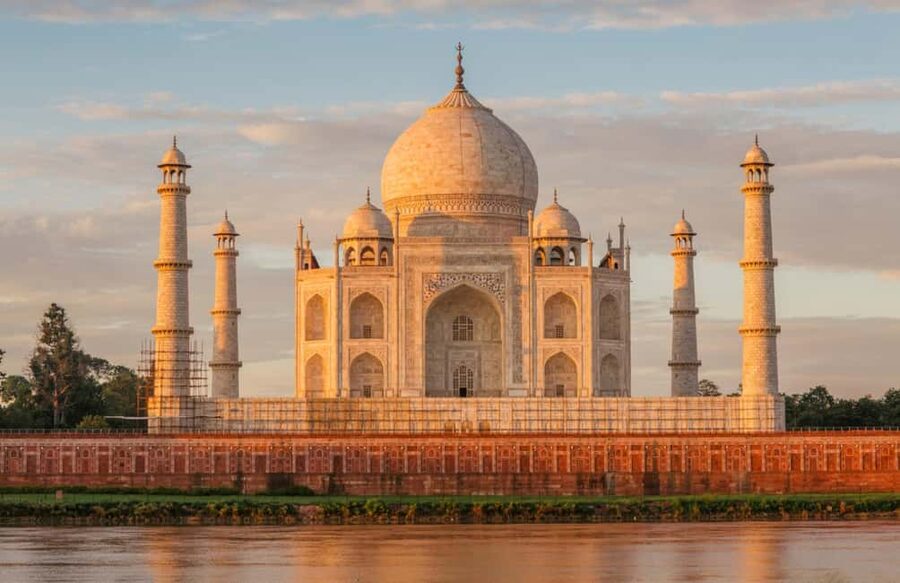 From Jaipur: Private Taj Mahal Sunrise & Agra Fort Tour - Taj Mahal at sunrise: what you see and why it matters