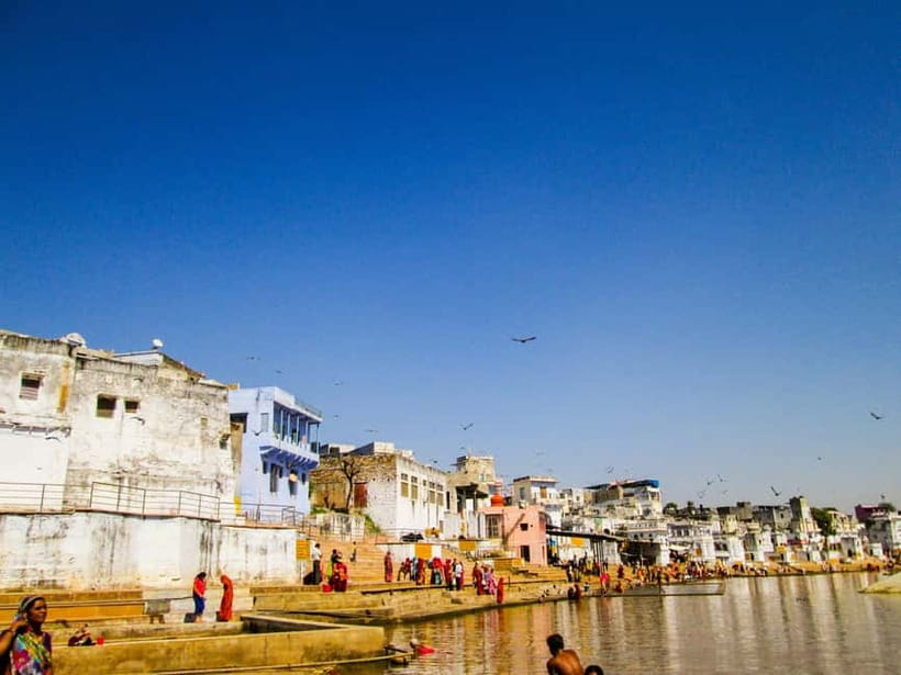 From Jaipur: Pushkar and Ajmer Private Day Trip - Handling walking, time pressure, and when the town is closed