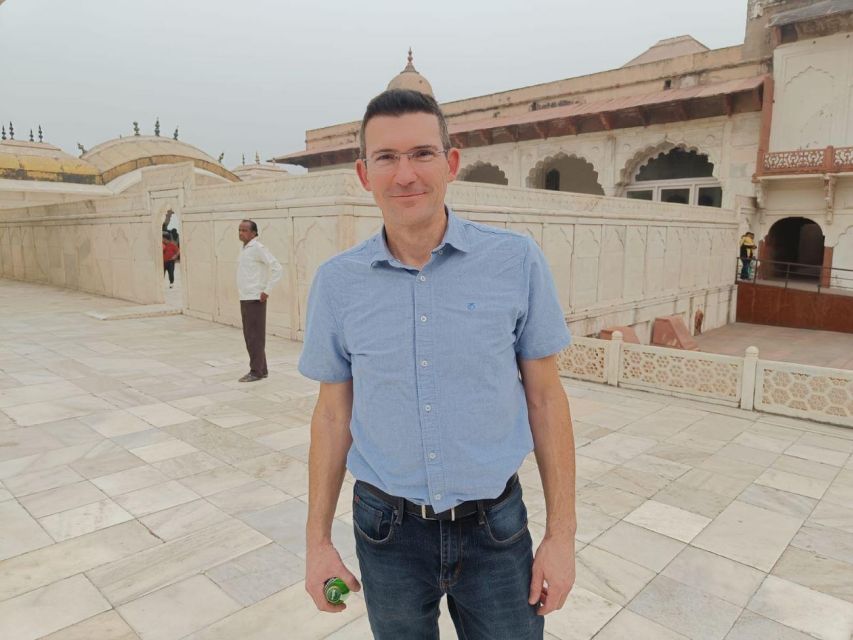 From Jaipur: Taj Mahal & Agra Private Guided Day Tour - Jaipur to Agra by private car: comfort, timing, and sanity