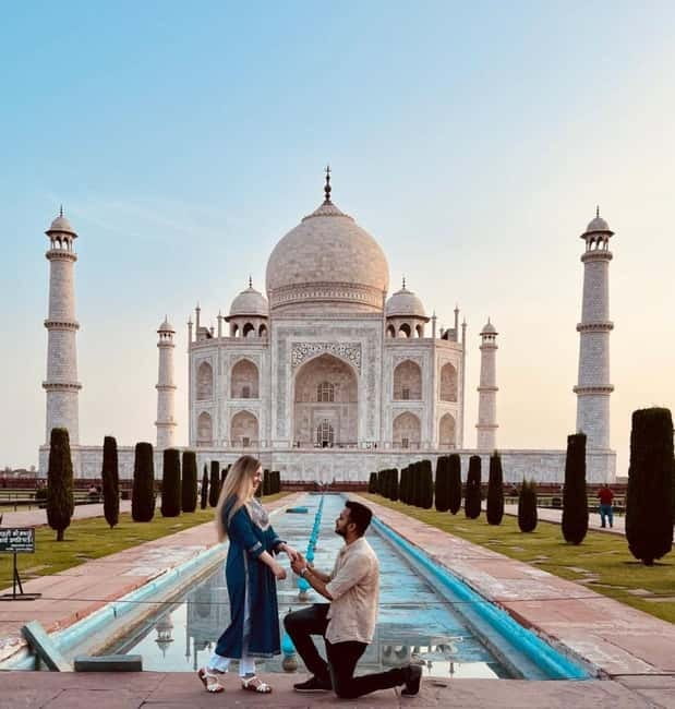 From Jaipur: Taj Mahal & Agra Private Guided Day Tour - The value of a private guide in two landmark visits