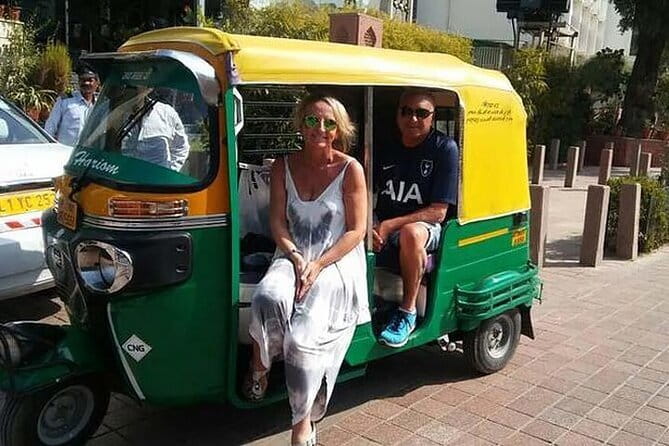 Full day Jaipur sightseeing tour by tuk tuk. - Hawa Mahal: A Photo Stop That Also Helps You Orient