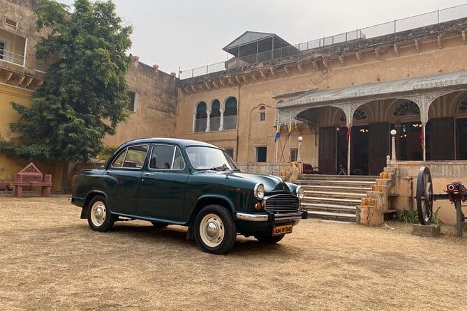 Full day Jaipur sightseeing tour by tuk tuk. - Gaitor Ki Chhatriyan and City Palace: Where the Day Turns From Wow to Wonder