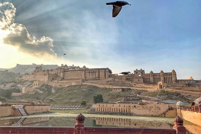 Full Day Old City Private Tour with Local Market visit in Jaipur - Amber Palace: the hilltop fort you will feel in your legs