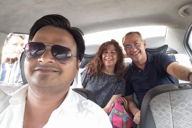 Full-Day Udaipur Sightseeing Private Tour with optional Guide - 8 hours in Udaipur, in an air-conditioned private car