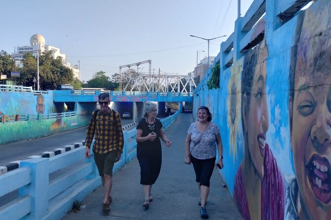 Georgetown heritage walking tour in Chennai about the founding of Chennai - Meeting at Chennai Port Trust and then walking straight into the past