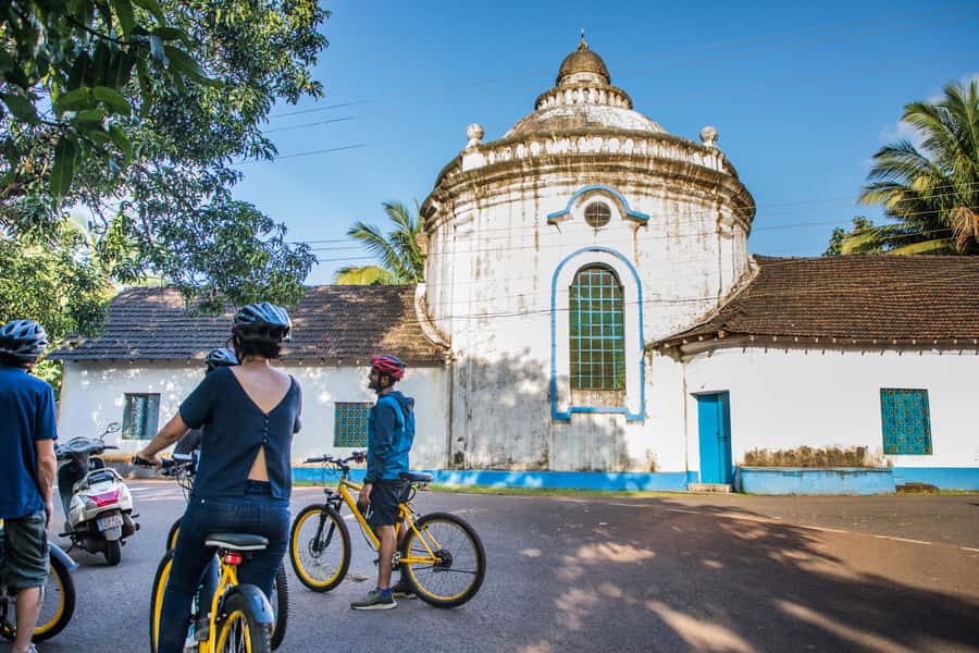 Goa: Old Goa and Divar Island E-Bike Tour with Snacks - Old Goa Police Station to Portuguese-era churches and arches