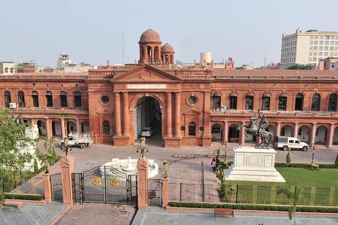 Golden Temple, Jallianwala Bagh, Partition Museum & Wagha Border - #Travellouge - How the day flows: pickup, AC rides, and walking the rest