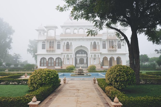 Golden Triangle with Wildlife and Royal Castle Stay - Golden Triangle, but with teeth: Ranthambore plus Talabgaon Castle