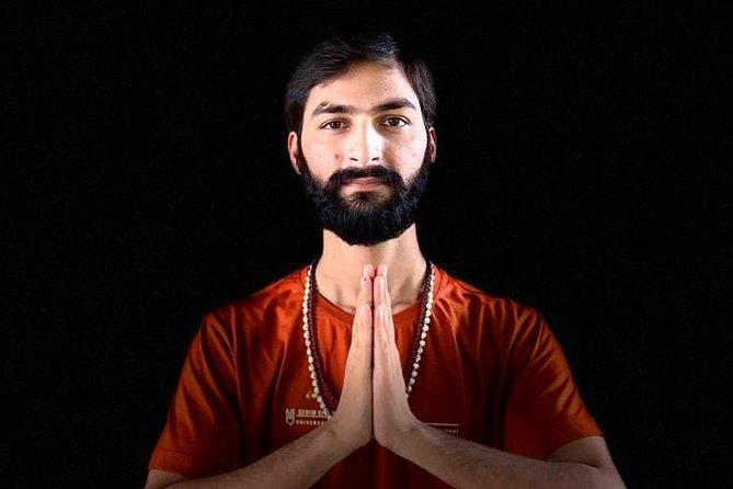 GROUP YOGA CLASS - BEGINNER / ADVANCED - Sunrise Yoga with Ayush in Varanasi - Why Sunrise Rooftop Yoga at Dasaswamedh Ghat Feels Worth the Early Start