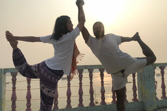 Group Yoga Class with Siddharth from Beginner to Advance - Finding the spot at Bangali Mansarowar Ghat