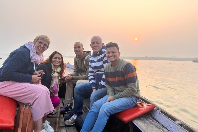 Guide francophone à varanasi - Rakesh - Price and what you really get for $27.96 per person