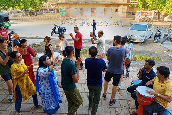 Guided Morning Bicycle Tour with Food Tasting in Jaipur - A slow morning bike ride that makes Jaipur feel like it’s yours