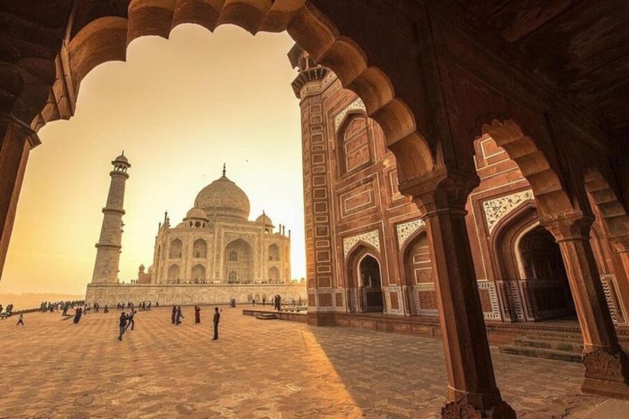 Guided Sunset Tour Of Taj Mahal with Skip-The-Line Entry - Price and value: what $4.39 per person buys you