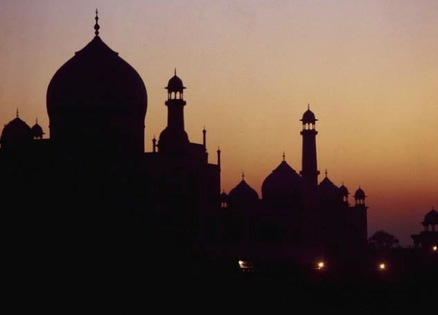 Guided Sunset Tour Of Taj Mahal with Skip-The-Line Entry - Sunset Taj Mahal is all about timing, not just sightseeing
