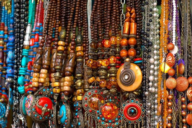 Half Day Delhi Shopping Tour With Shopping Consultant - Delhi Market Shopping With a Consultant, Not a Random Walk