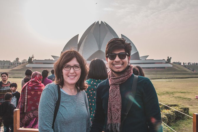 Half-Day Delhi Temple Tour with Pick-Up & Drop-Off - Lotus Temple: Bahai beauty with enough time to slow down