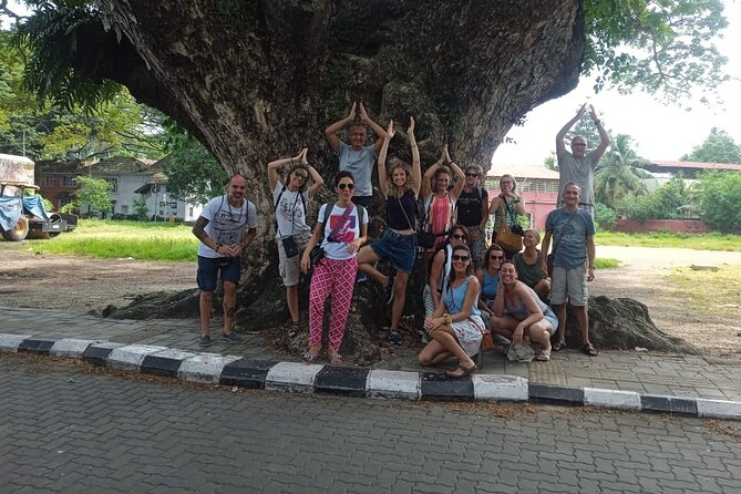 Half Day Tuk Tuk Tour in Kochi - Private Tour with Hotel Pick up - Stop 3: Princess Street and Loafers Corner Views