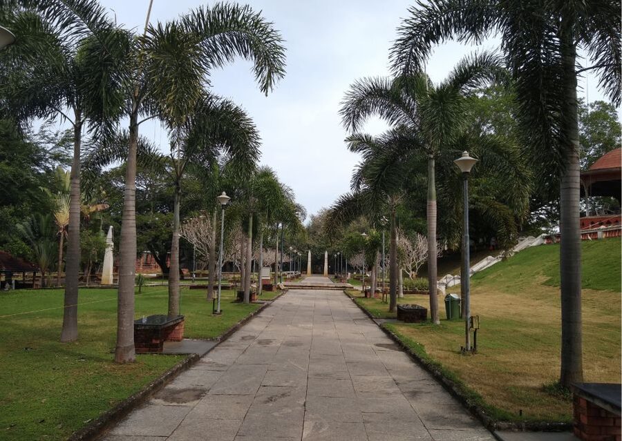 Heritage & Cultural Walk of Trivandrum Guided Walking Tour - Napier Museum: art and natural history in one focused stop