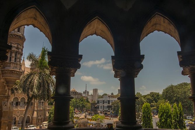 Heritage Walk: Recommended by Gigi Hadid as a must-do in Mumbai - A 3 to 4 hour walking tour built for first-time South Mumbai