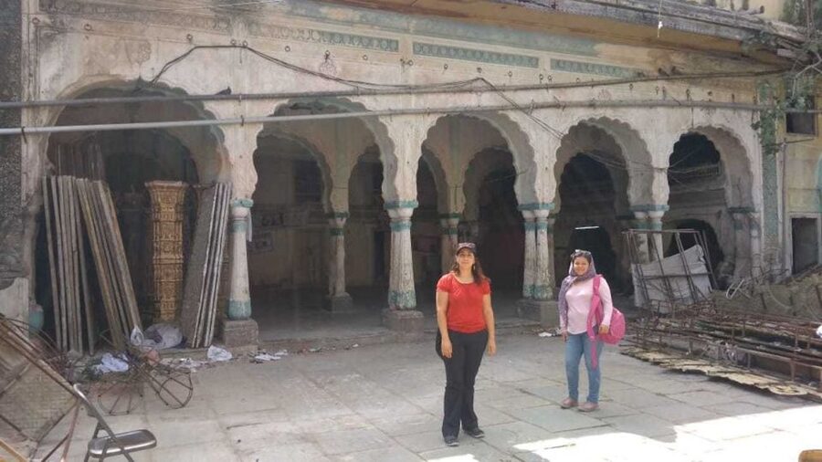 Hyderabad: Heritage Walking Tour of Old City and Charminar - Price value: what $46 buys you in time, access, and stress reduction