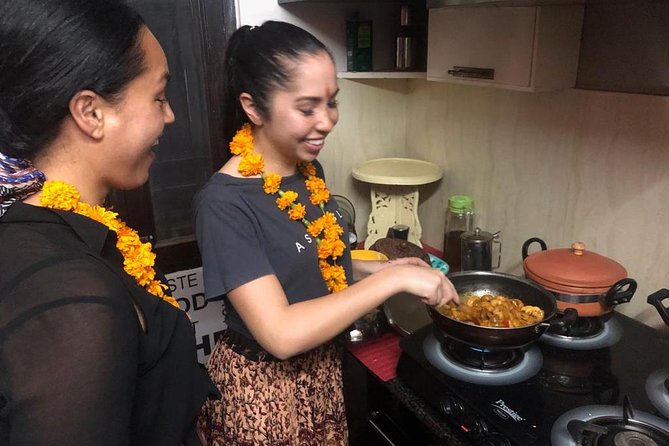 Interactive Cooking Class with a Local Family in Jaipur - Entering a Jaipur Home Kitchen, Not a Tourist Set-Up