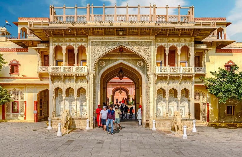 Jaipur: 2-Day City Sightseeing Tour with Cab & Guide - Sunset payoff at the Sun Temple