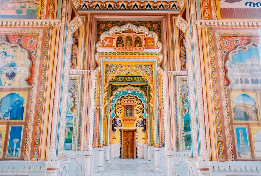 Jaipur City Tour: City Palace, Jantar, Hawa & Jal Mahal - Key highlights worth your attention