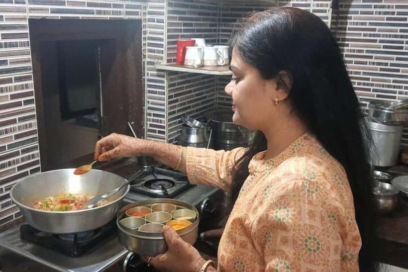 Jaipur: Cooking Class with a Local Family - From Chapati to Vegetable Curry, Then Rajasthan Classics