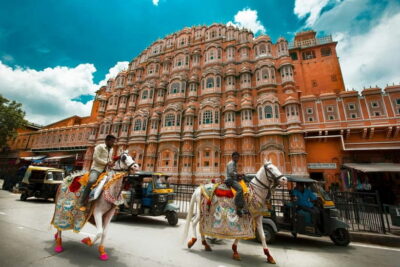Full-Day City Tour with Car, Guide & Skip-the-Line