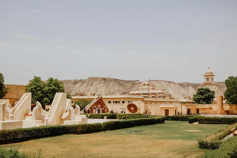 Jaipur: Full-Day City Tour with Car, Guide & Skip-the-Line - Jantar Mantar: seeing the instruments as tools, not just big rocks