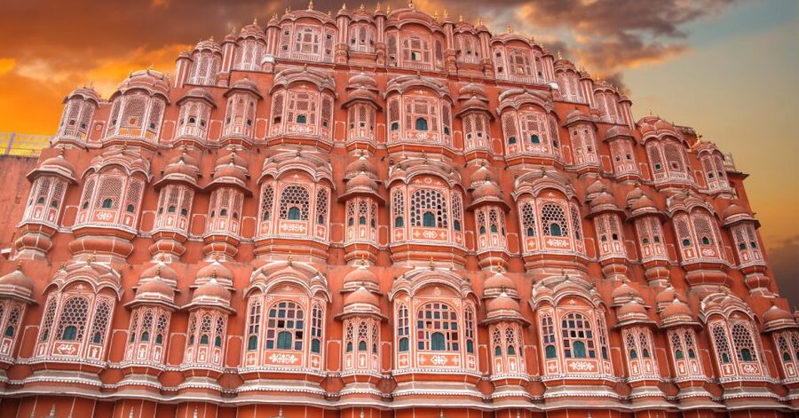 Jaipur: Full-Day Private City Tour by Car with Guide - Hawa Mahal: turning 953 windows into a real photo plan