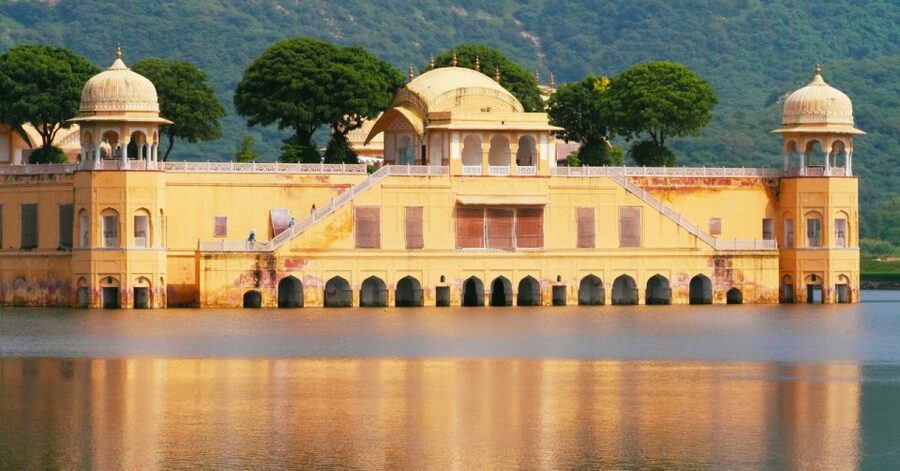 Jaipur: Full-Day Private City Tour by Car with Guide - Jal Mahal on Man Sagar Lake: the calm break you’ll remember