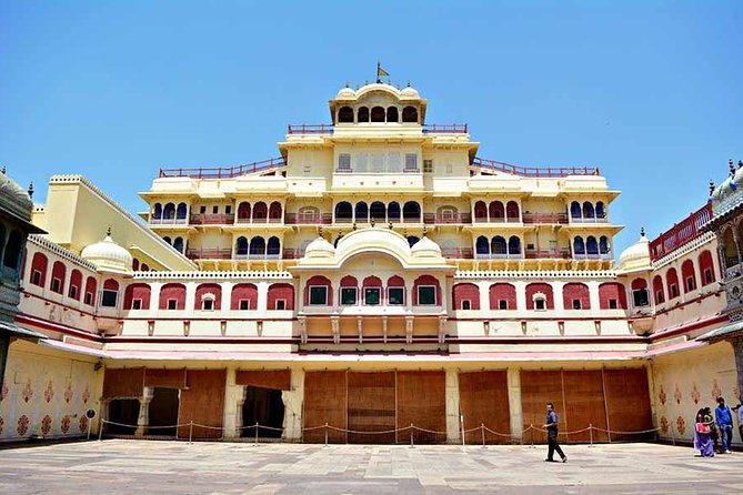 Jaipur Full-Day Tour by Car with Govt Guide - Jal Mahal: the “from outside” Water Palace you’ll still want to see