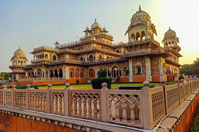Jaipur Guided Tour with Monkey Temple - Entrance fees and meals: what to budget before you go