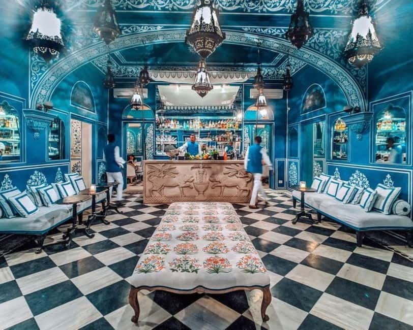 Jaipur: Instagram Tour of The Top Photography Spots - Jantar Mantar and City Palace: geometry that tells a story