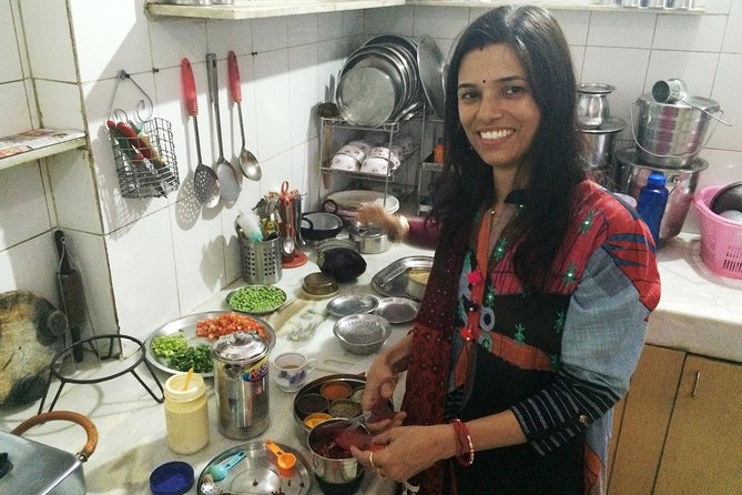 Jaipur Market Tour & Vegetarian Rajasthani Home Cooking Class - Key Takeaways Before You Go
