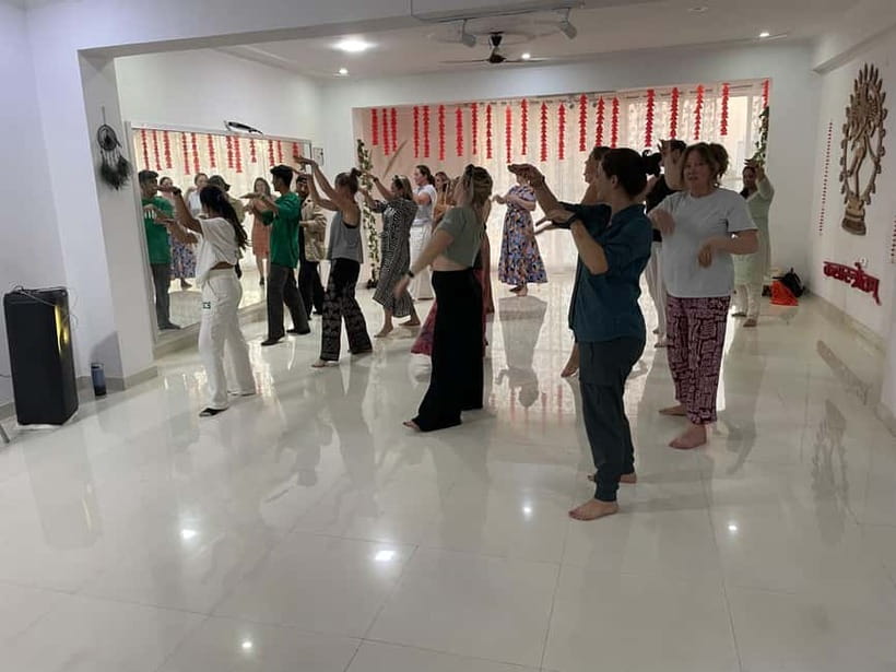 Jaipur: Namaste Bollywood l Dance like a Star - Video of your dance: the souvenir that turns into practice later