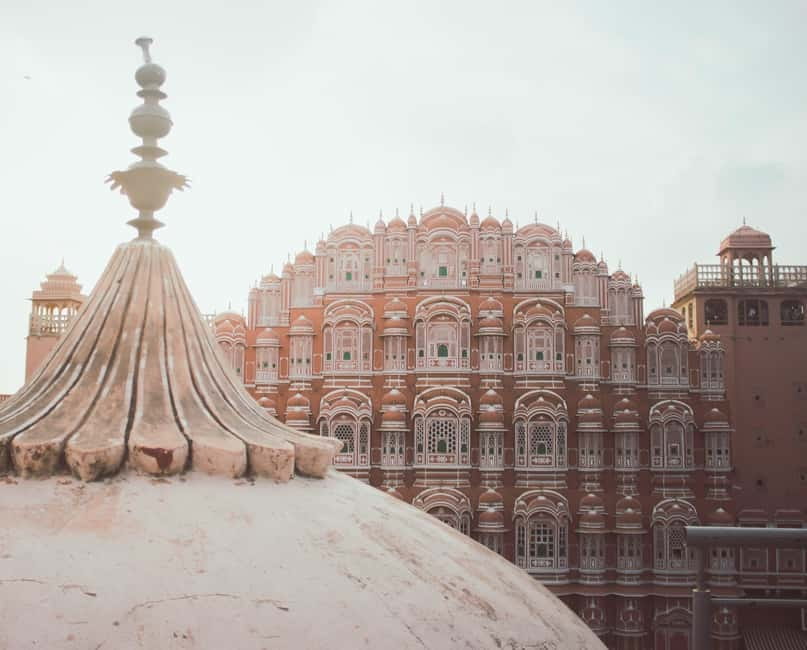 Jaipur: Private Evening Tour with Monkey Temple Sunset - Hawa Mahal illuminated, plus Pink City street time for shopping and photos