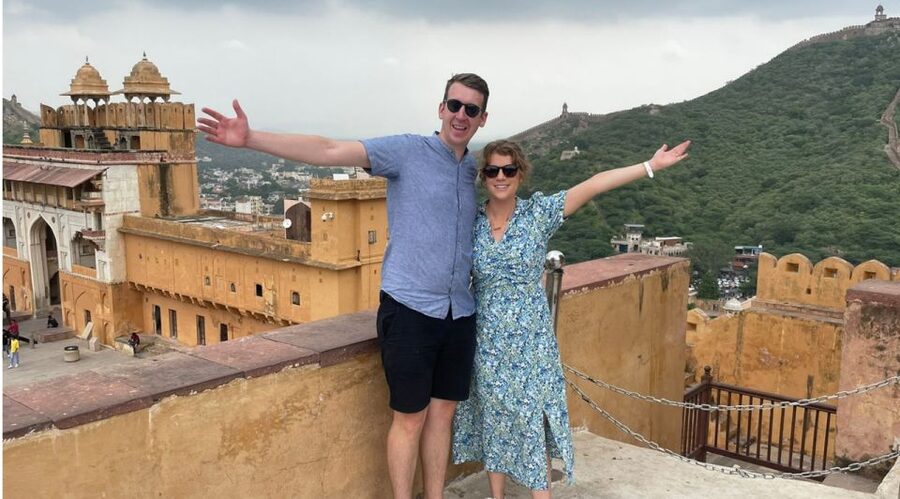 Jaipur: Private Full-Day Guided City Tour - Shopping breaks for gems, bangles, and textiles, with a clear choice