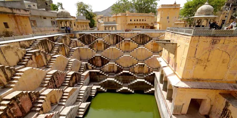 Jaipur: Private Full-Day Sightseeing Tour by Tuk-Tuk - Jal Mahal: A Calm Photo Break Before Amber Fort