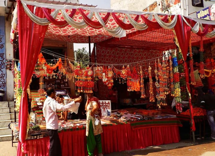 Jaipur: Private Shopping Tour with Block Printing Workshop - Photo stop and the historic stop that may pop up