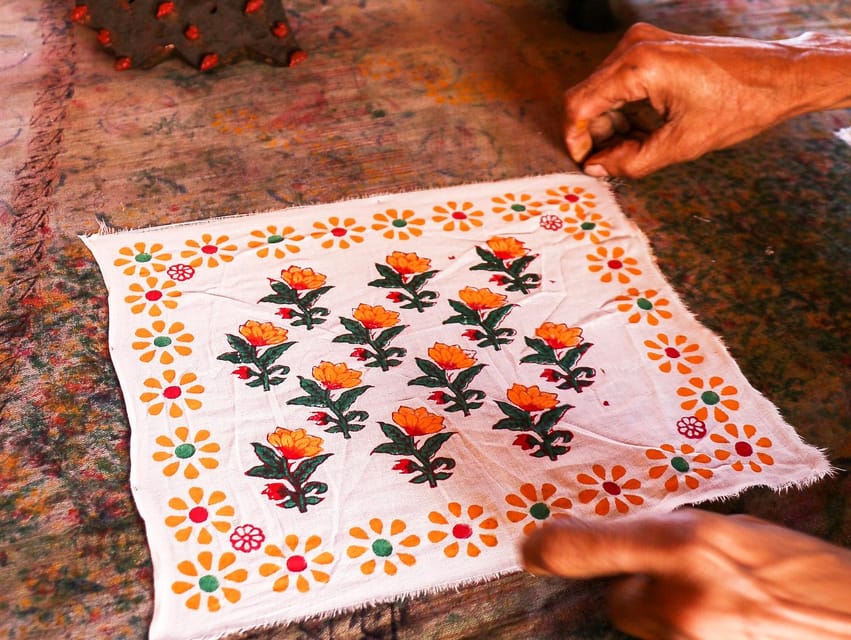Jaipur: Private Shopping Tour with Block Printing Workshop - Shopping time: how to buy block prints without getting steamrolled