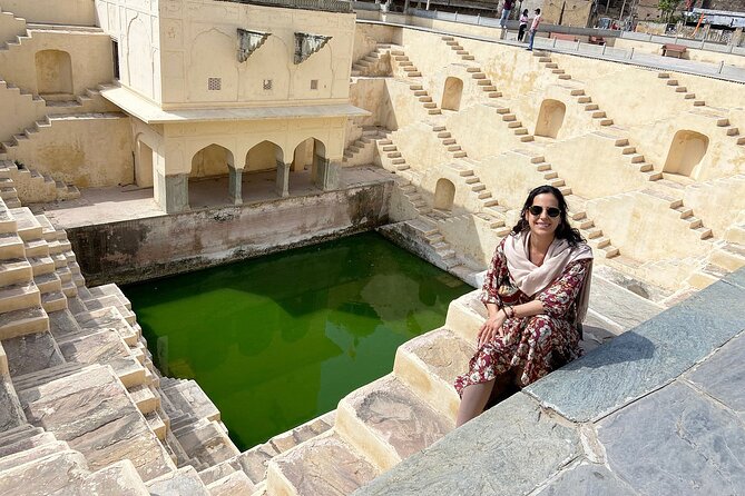 Jaipur Tuk Tuk Sightseeing Tour with Monkey Temple Sunset View - Royal Gaitor Tumbas, Jal Mahal, and the Amer Transition