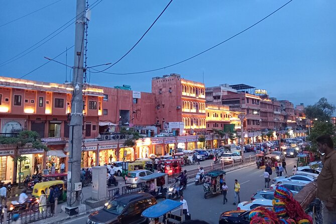 Jaipur@Twilight Guided Heritage City walk tour with Food Tasting - Stop 1: Khajane Walon Ka Rasta and the marble statue craft show