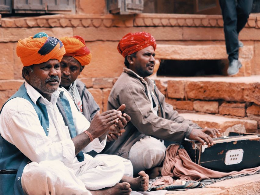 Jaisalmer Heritage Walking Tour With Professional Guide - Sameer Khan makes it work: clear English, calm focus, and flexible pacing