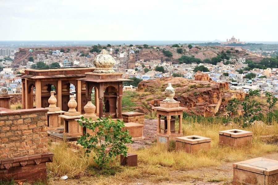 Jodhpur: Private Mehrangarh Fort and Blue City Day Tour - Sadar Bazaar and Clock Tower Road: buy something, or just soak up the street rhythm