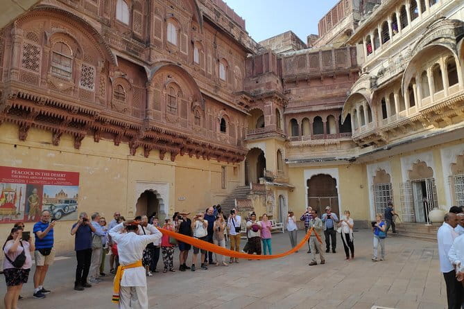 Jodhpur Tour : Fort, Jaswant Thada, Step-Well & Local Bazaar - Stop 4: Toorji Ka Jhalra stepwell, water architecture with social purpose