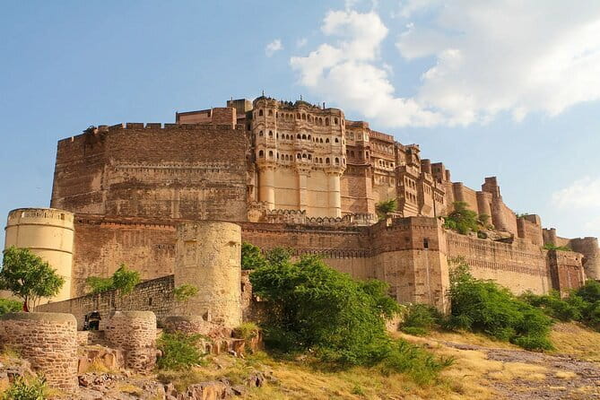 Jodhpur Tour : Fort, Jaswant Thada, Step-Well & Local Bazaar - Guide quality: what to expect from the person leading you