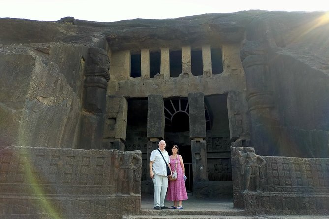 Kanheri Cave with Global Vipassana Pagoda Tour in Private Vehicle - What the private guide adds, beyond the facts